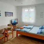 Monteurzimmer - Mit Singlekueche-apartment With Longstayfares Apartment