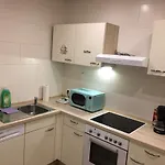 Monteurzimmer - Mit Singlekueche-apartment With Longstayfares Kaufing