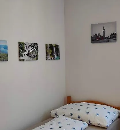 Daire Mit Singlekueche-apartment With Longstayfares Kaufing