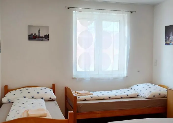 Monteurzimmer - Mit Singlekueche-apartment With Longstayfares Διαμέρισμα *