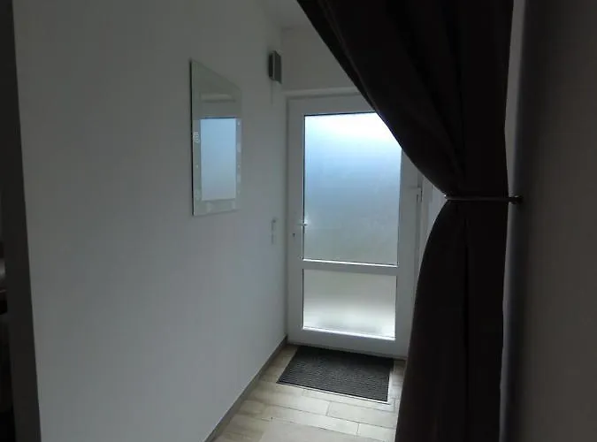 Monteurzimmer - Mit Singlekueche-apartment With Longstayfares Apartamento *